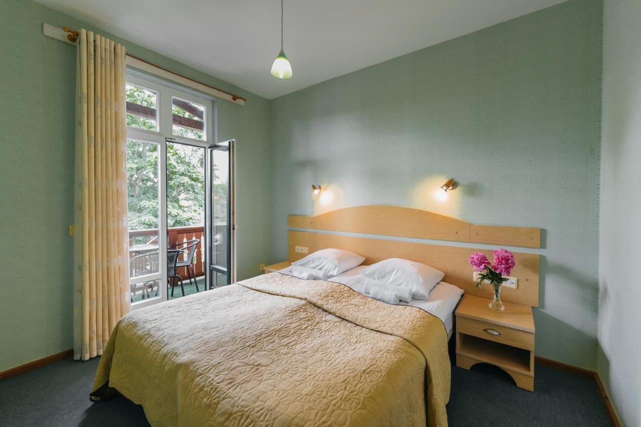 Villa Bachmann - Kursiu Kiemas Juodkrantė エクステリア 写真