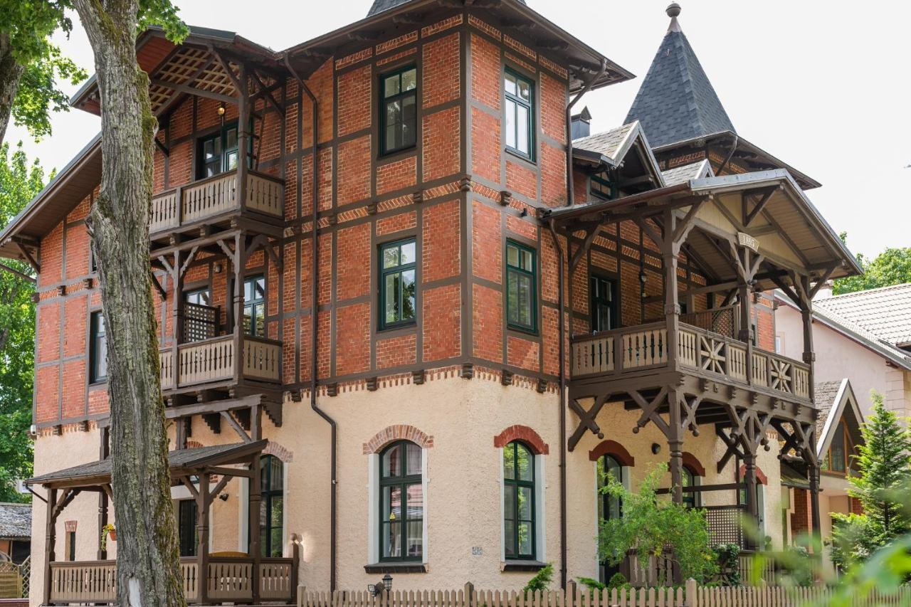 Villa Bachmann - Kursiu Kiemas Juodkrantė エクステリア 写真